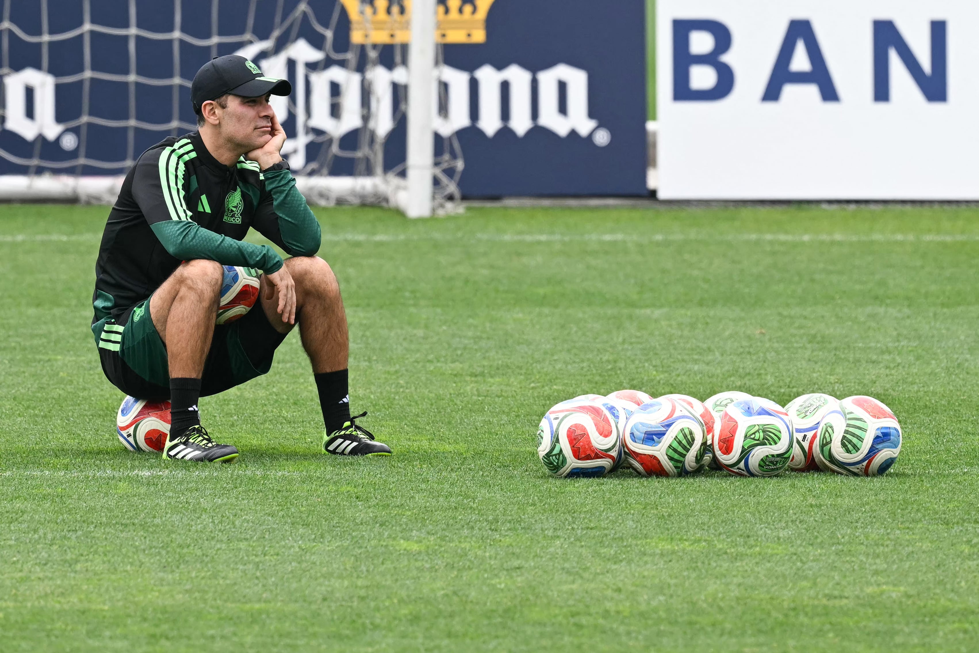 Mexican Former footballer Rafael Marquez watches the training session at Centro de Alto Rendimiento (CAR) in Mexico City on June 10, 2026, on the eve of the 2026 World Cup football match between Mexico and South Africa. (Photo by Yuri CORTEZ / AFP)