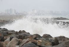 Oleajes intensos afectarán todo el litoral peruano hasta el 25 de abril, alerta el Indeci