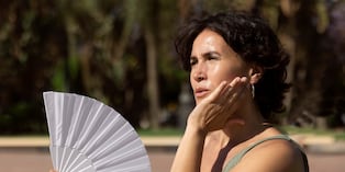 Piura podría alcanzar temperaturas de hasta 40 °C y una sensación térmica cercana a 42 °C. Un especialista explica qué síntomas pueden advertir un golpe de calor.