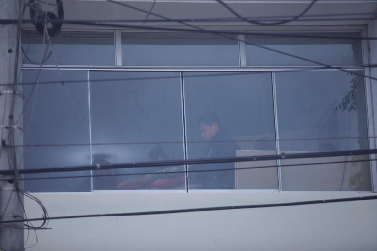 Agentes de Dircocor allanan vivienda del actual gobernador regional Ciro Castillo ubicado en La Punta. Fotos:@photo.gec