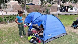 Trujillo: Extranjeras instalaron carpas para dormir en un parque