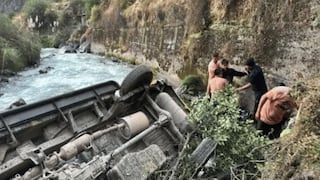 Miniván cae al río Rímac en la Carretera Central y deja seis heridos en Chicla