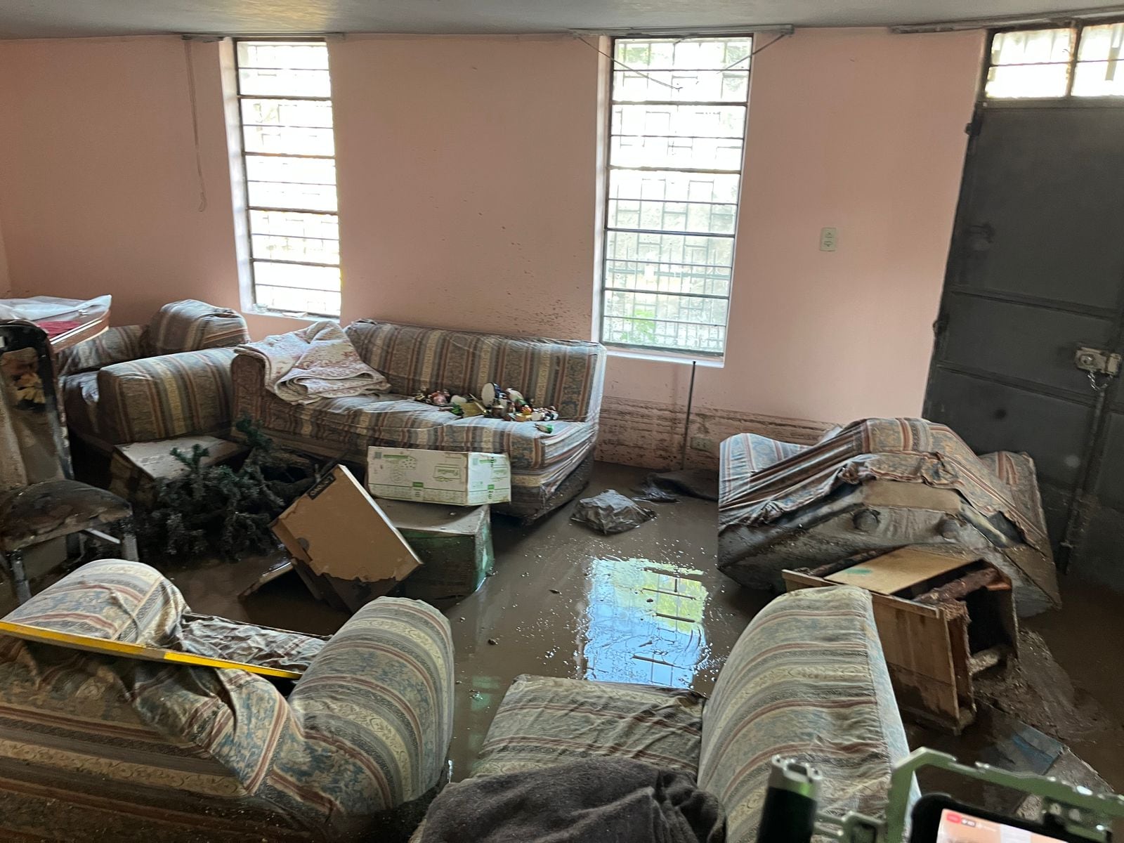 Viviendas que días antes ya habían sido limpiadas, volvieron a inundarse (Foto: Iletrados Noticias)