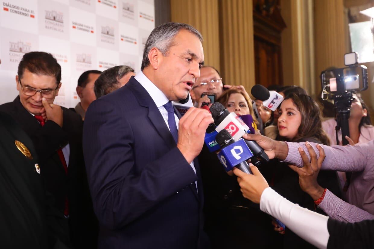 Ministro del Interior, Vicente Romero, dijo no tener ningún problema en dar un paso al costado (Foto: Jesús Saucedo@photo.gec)