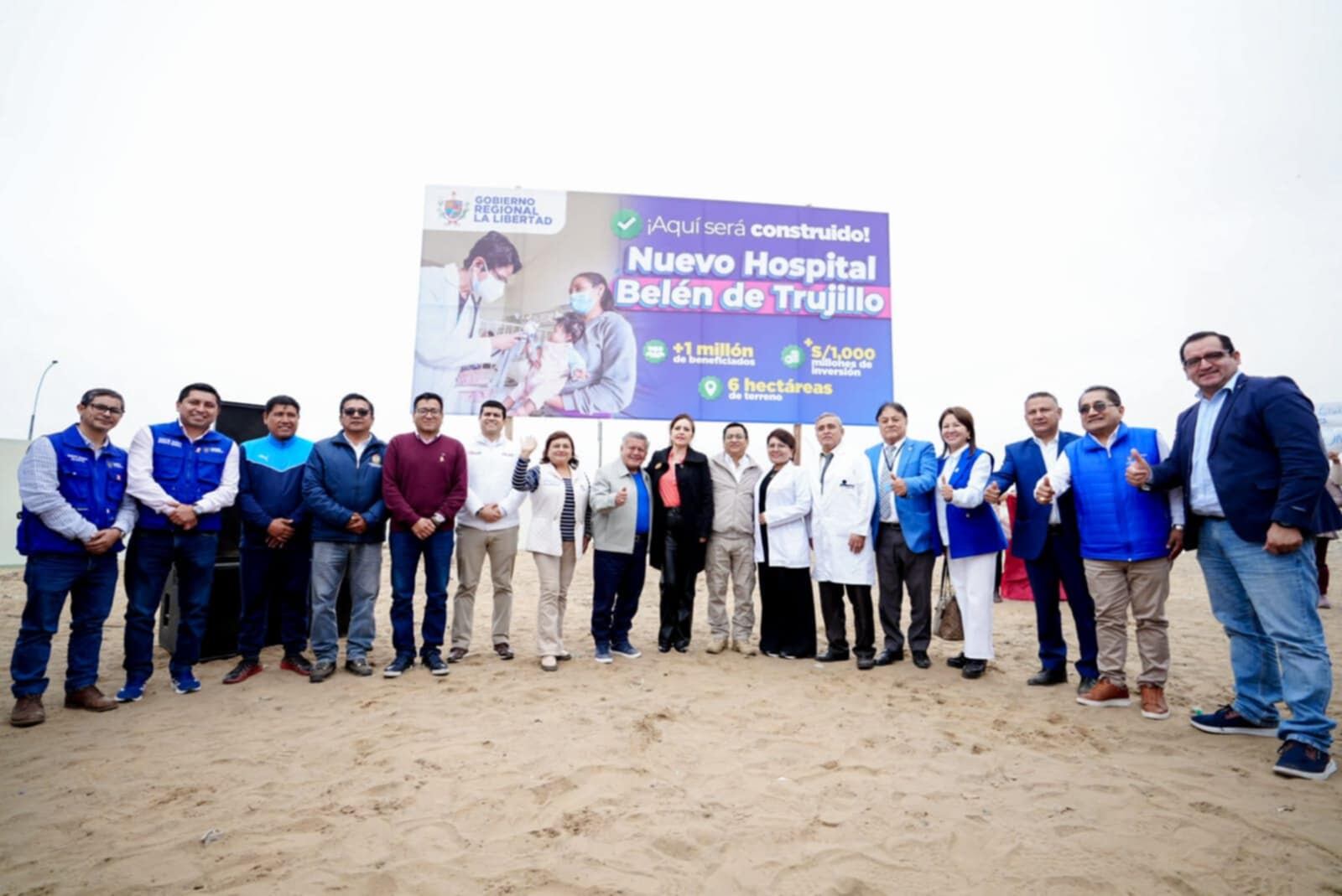 Según César Acuña, esto lo pone en el camino a convertirse en la “Capital de la Salud” con el impulso de proyectos emblemáticos como la telemedicina, tomógrafos modernos, equipamiento de 182 centros de salud con ecógrafos, nuevos hospitales, entre otros proyectos.