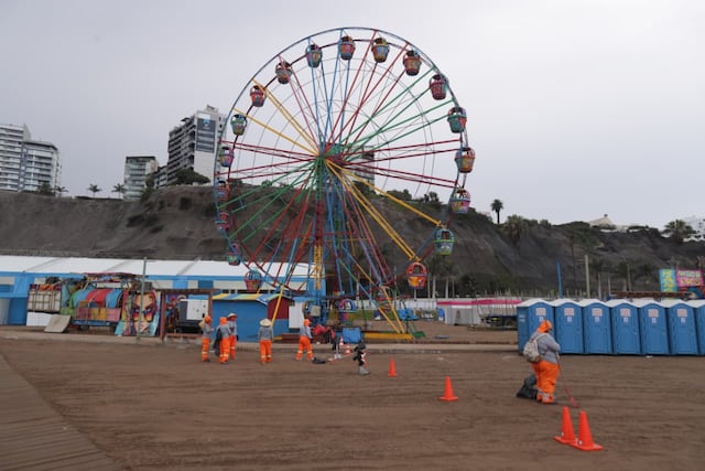 Cierran de la playa Agua Dulce por limpieza y fumigación (Foto: Julio Reaño/GEC)