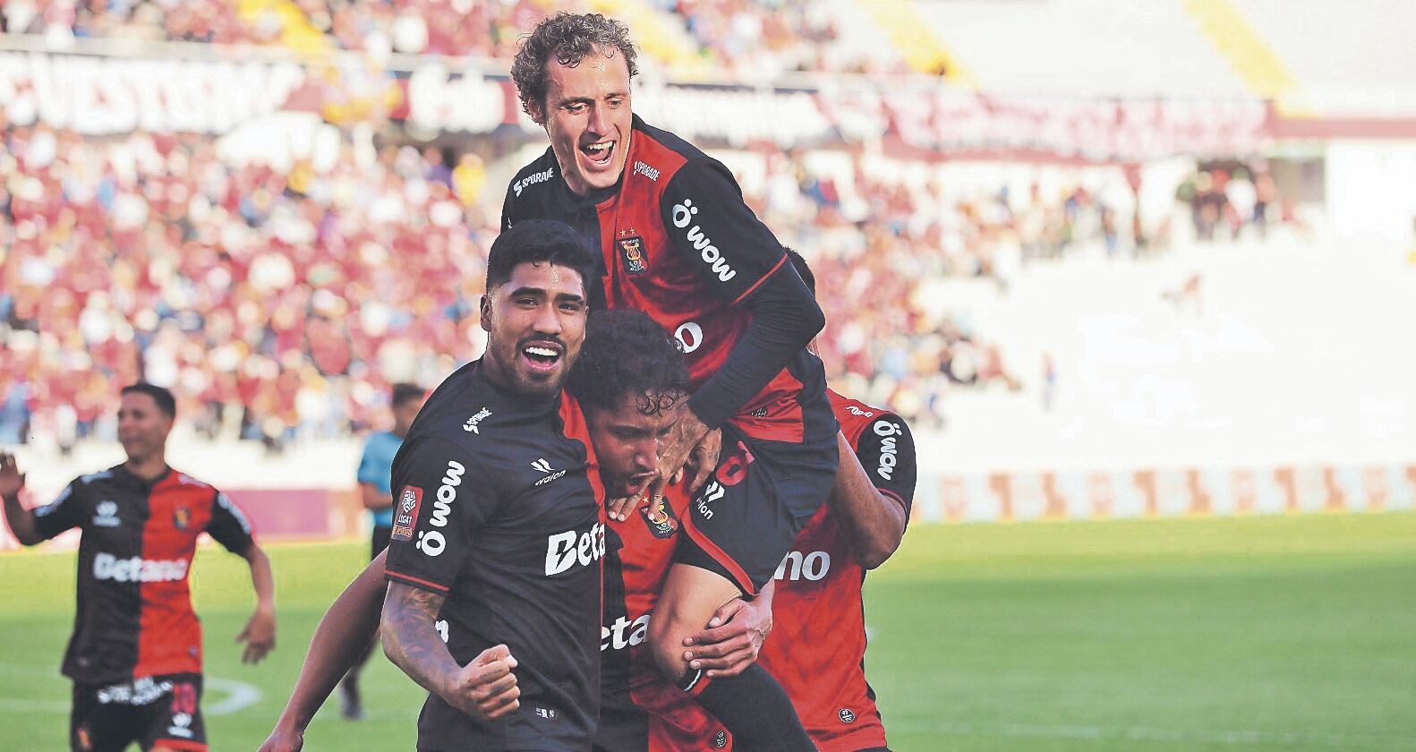 Rojinegros listos para el gran partido. (Foto: GEC)