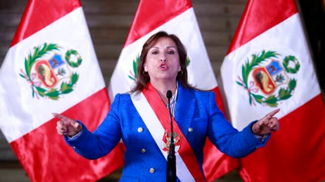 HANDOUT - 11 December 2022, Peru, Lima: Peruvian President Dina Boluarte speaks during an address to the nation. Photo: Luis Iparraguirre/Presidencia Peru/dpa - ACHTUNG: Nur zur redaktionellen Verwendung und nur mit vollständiger Nennung des vorstehenden Credits
Luis Iparraguirre/Presidencia Pe / DPA
(Foto de ARCHIVO)
11/12/2022 ONLY FOR USE IN SPAIN