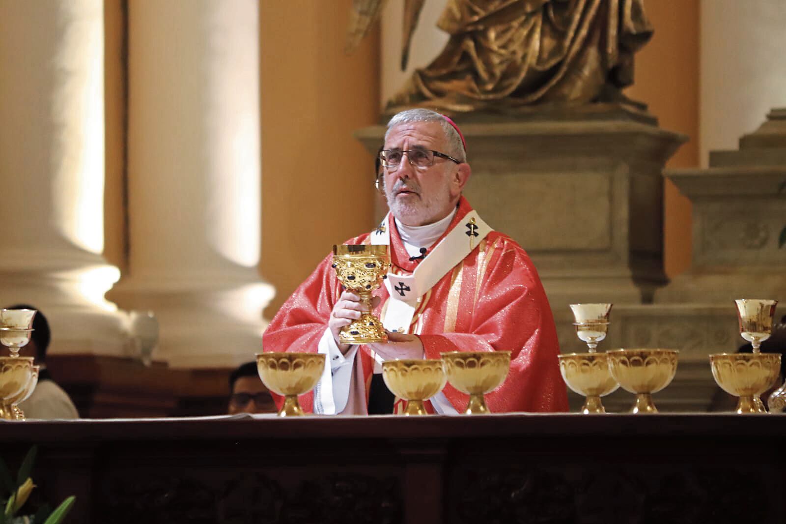 Arzobispo de Arequipa afirma que la violencia perjudica a todos. (FOTO: GEC)