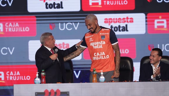 Lima, Martes 27 de Febrero del 2024. Presentación de Paolo Guerrero como jugador de la UCV. Fotos: Alessandro Currarino / @photo.gec