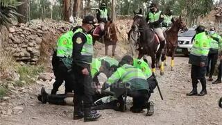Agente PNP cae de caballo durante patrullaje y queda inconsciente por unos minutos en Huancayo (VIDEO)