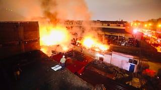Incendio de gran magnitud consumió quinta de Barrios Altos