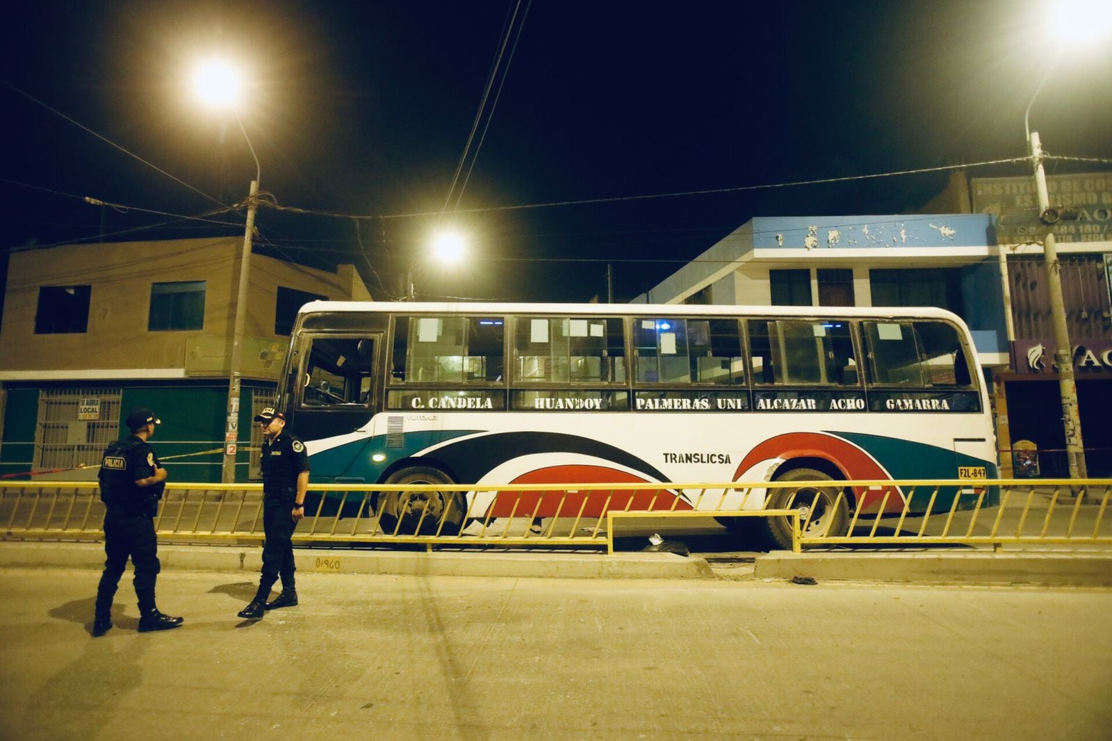 Conductor fue atacado en el cruce de las avenidas Pacasmayo y El Sol de Naranjal en San Martín de Porres.