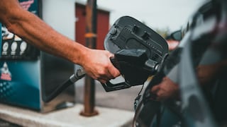 Precios de referencia de combustibles bajan hasta 5.8% esta semana