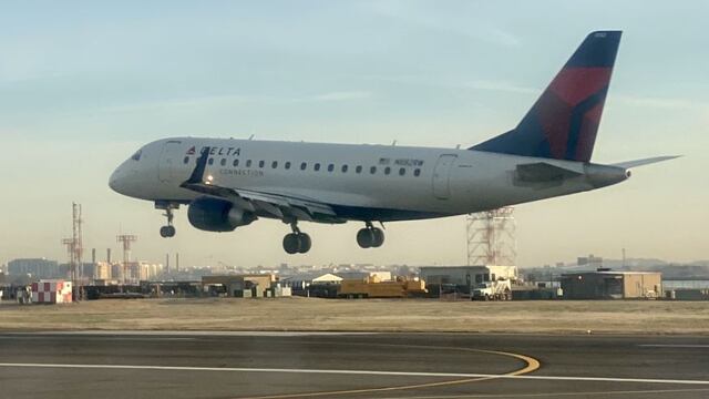 Aerolínea Delta suspende sus vuelos con China a partir del 6 de febrero por el coronavirus