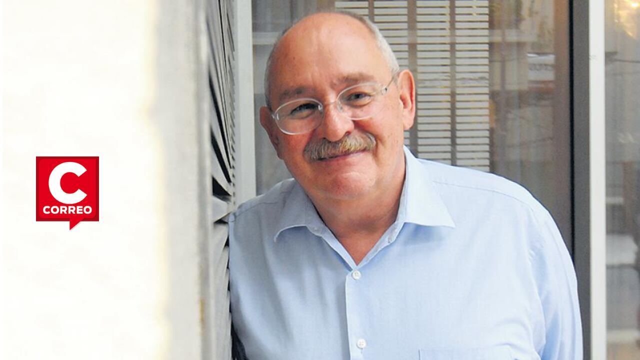 El escritor mexicano cerró la reciente FIL Lima 2023 con la presentación de su antología poética “Pasar Inadvertido”, libro con el que reafirma su pasión por ese género literario