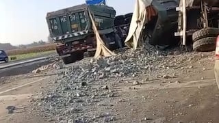 Chincha: brutal choque entre dos volquetes deja un herido en la nueva Panamericana Sur