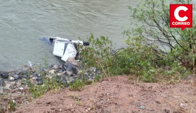Camioneta cae al río Mantaro en Huancavelica y deja tres heridos, entre ellos una niña
