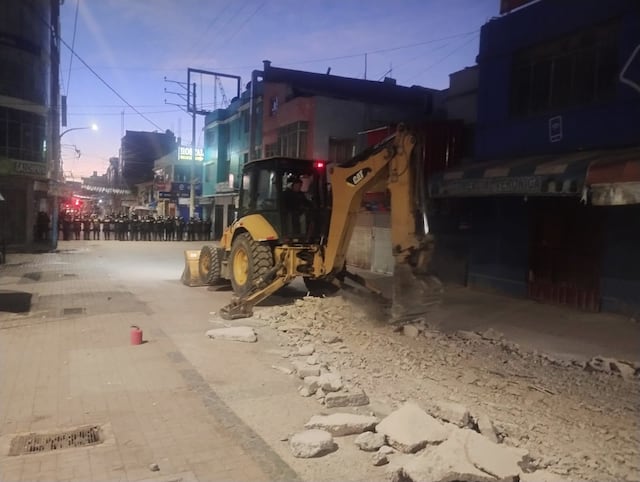 Juliaca: Municipalidad de San Román inicia obra en jirón Moquegua en medio de protestas vecinales