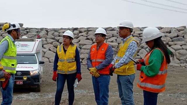 La Libertad: Funcionarios ediles de El Porvenir supervisaron obras en quebrada San Ildefonso