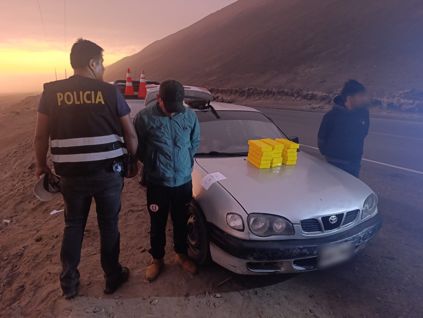 Sospechosos fueron detenidos en la carretera Panamericana Sur. Foto: difusión.