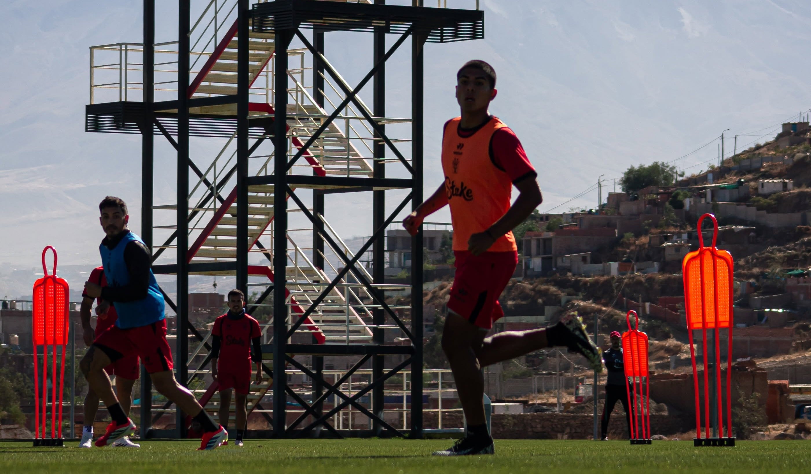 FBC Melgar goleó 5-2 a Santos de Nazca en amistosos de preparación rumbo al Clausura. Foto: FBC Melgar.