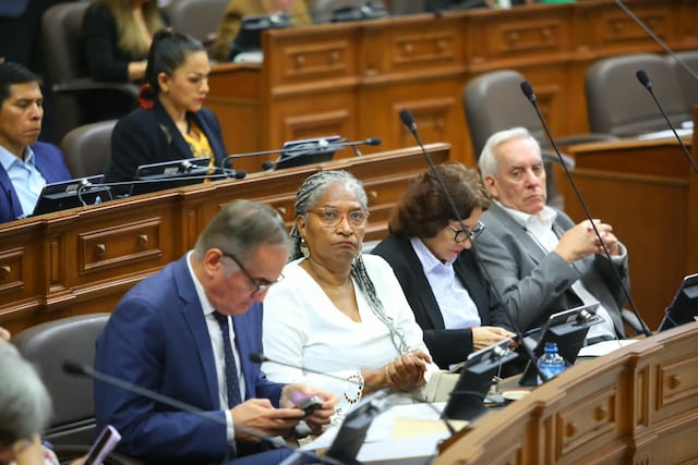 Senado aprueba con 35 votos facultades legislativas al Gobierno por 90 días (Foto: Antonio Melgarejo/GEC)