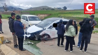 Policía muere al estrellar su unidad contra muro en carretera de Chupaca