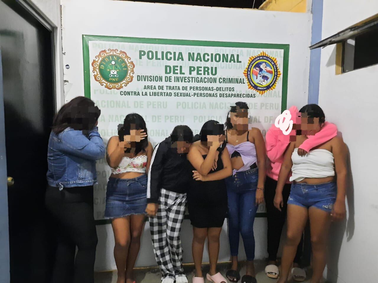 Mujeres trabajaban como damas de compañía