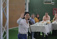 Keiko Fujimori llegó a Huachipa para desayuno electoral (FOTOS)