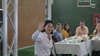 Keiko Fujimori llegó a Huachipa para desayuno electoral (FOTOS)