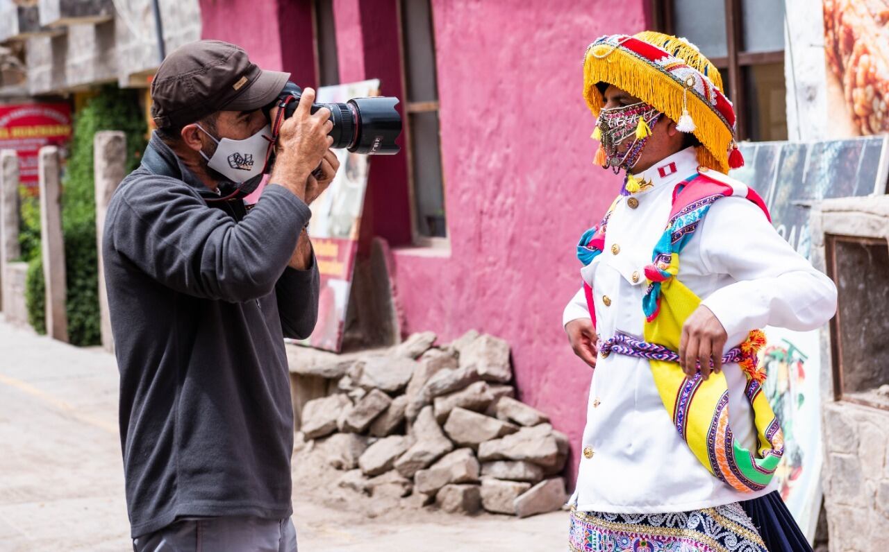 El fotógrafo documentalista Mauricio Ramos en el Colca. Foto: difusión.