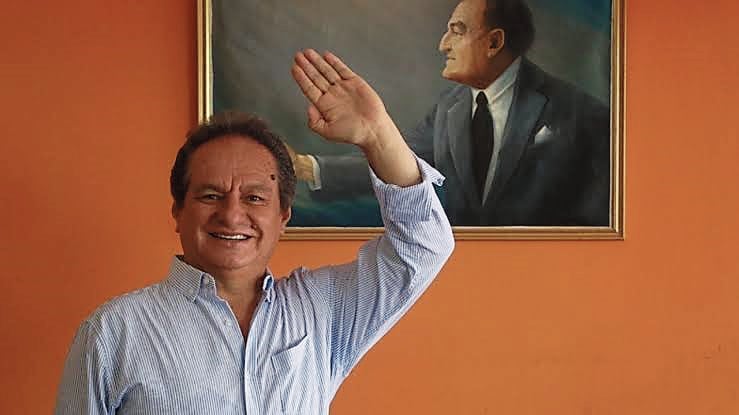 Abogado postula a la Región La Libertad.