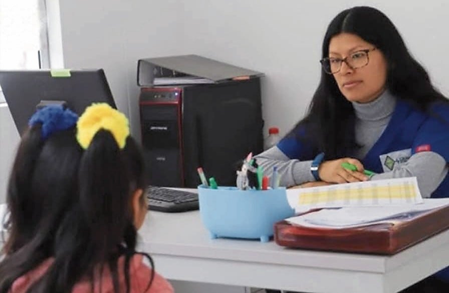 Estudiantes deben contar con especialistas para su desarollo. Foto: GEC.