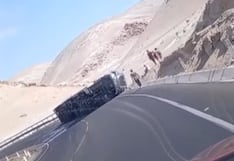 Arequipa: Conductor herido tras despiste de tráiler en la vía costanera a Quilca