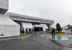 Mal tiempo afecta a pasajeros tras cancelación de vuelos en el aeropuerto de Arequipa
