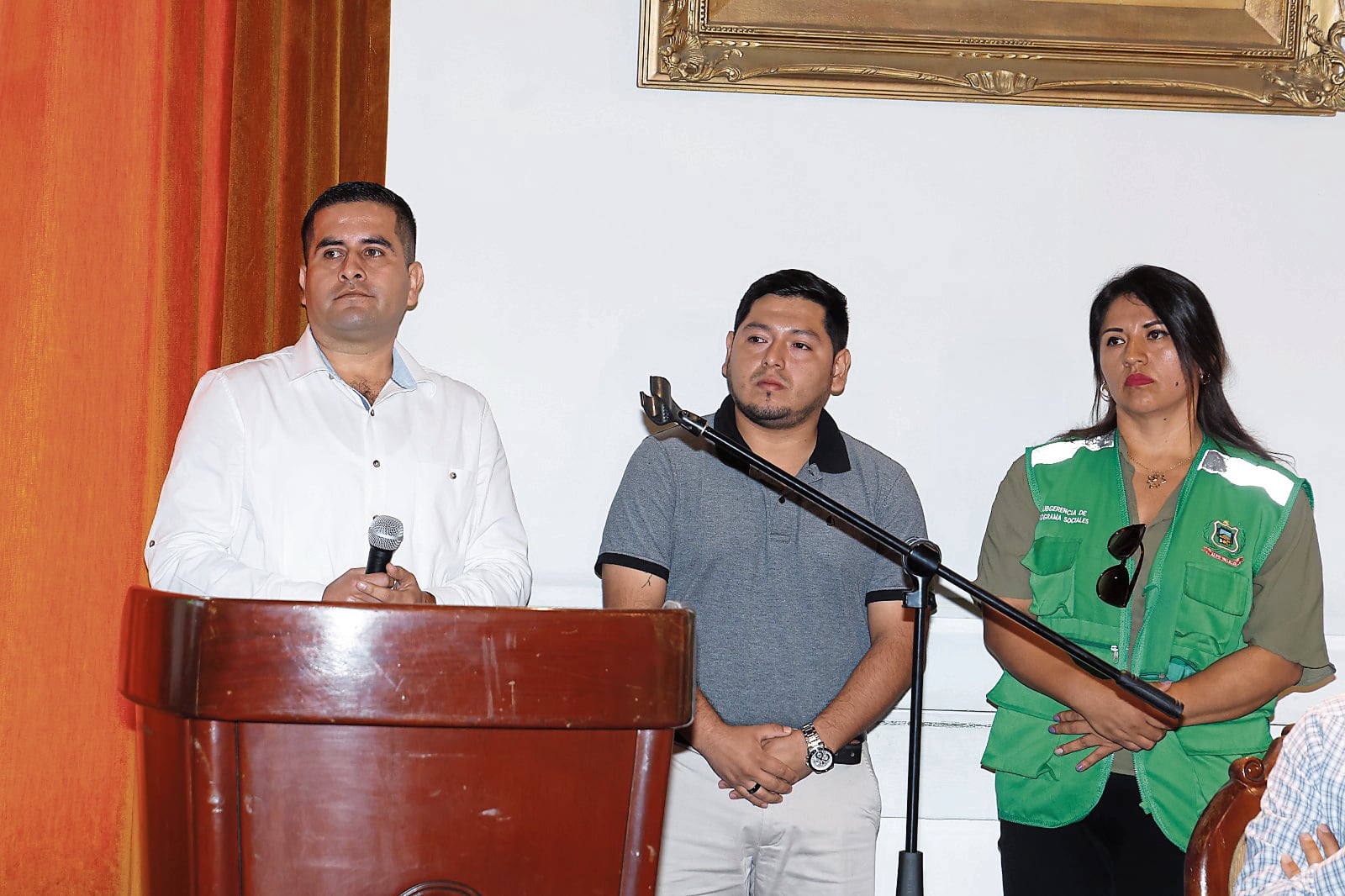 Para ayudarlo a mitigar crisis de limpieza pública.