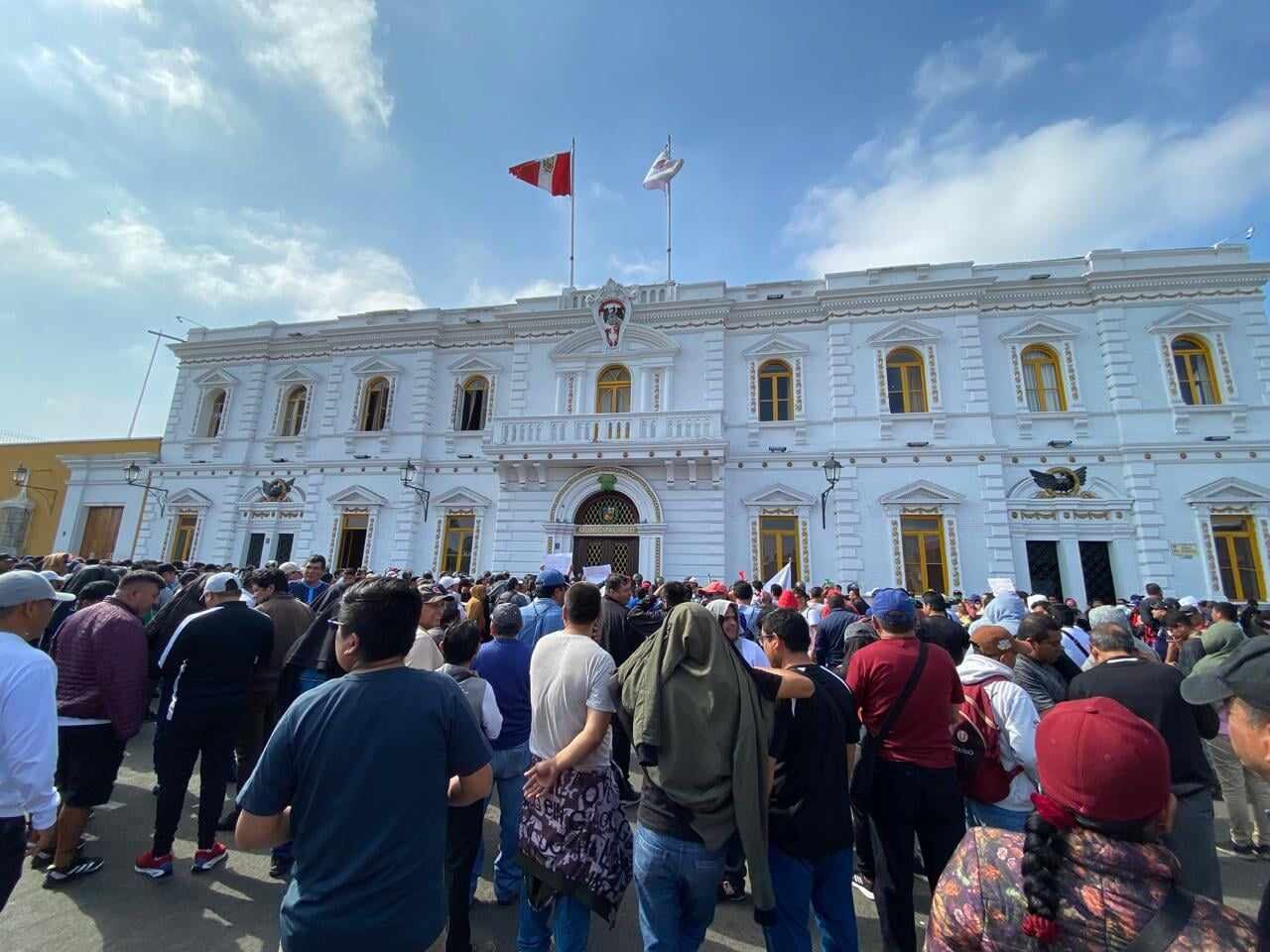 Piden Seguro de Vida Ley y un Seguro Complementario de Trabajo y Riesgo (SCTR); además de uniformes y otros equipos de protección para poder realizar sus funciones sin correr riesgo.