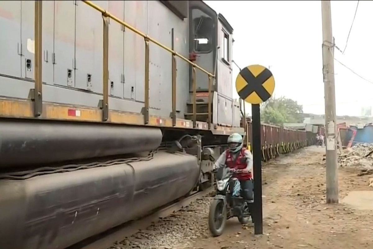 La familia de la víctima pidió acceder a las cámaras de la unidad para esclarecer lo sucedido. Foto: Captura de pantalla/AméricaTV