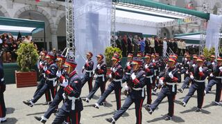 Arequipa: Así se vive el desfile por el 36.º Aniversario de la Policía Nacional del Perú (VIDEO)