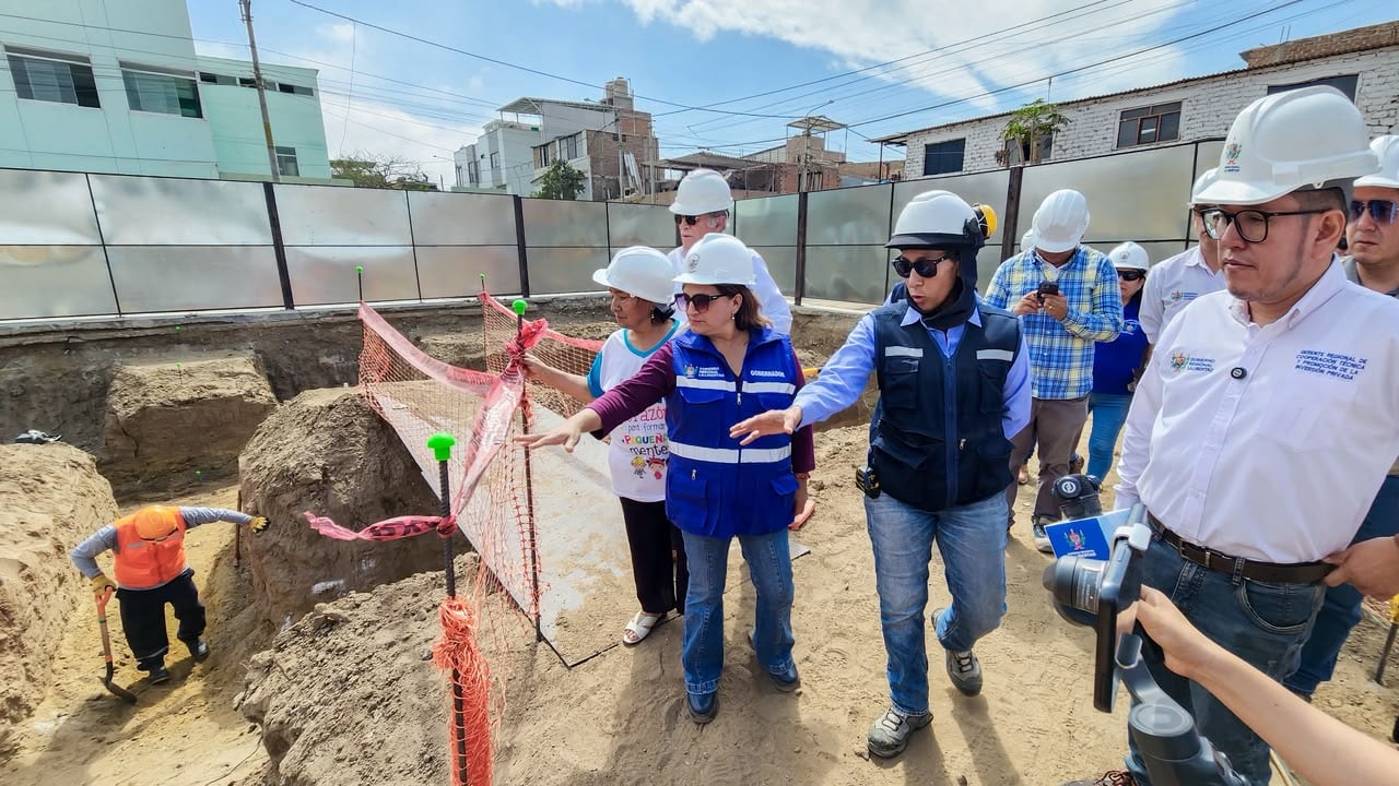 La gobernadora regional Joana Cabrera inspeccionó Obra por Impuestos en la que se invierte más de 8 millones de soles.