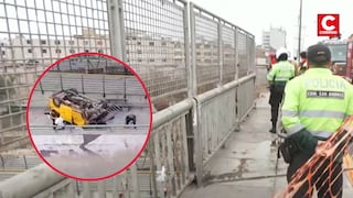 Vehículo cae desde el puente Abancay y deja 9 heridos, en el Cercado de Lima (VIDEO)