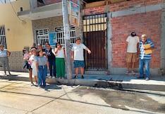 Vecinos del centro de Piura reclaman por el colapso del desagüe