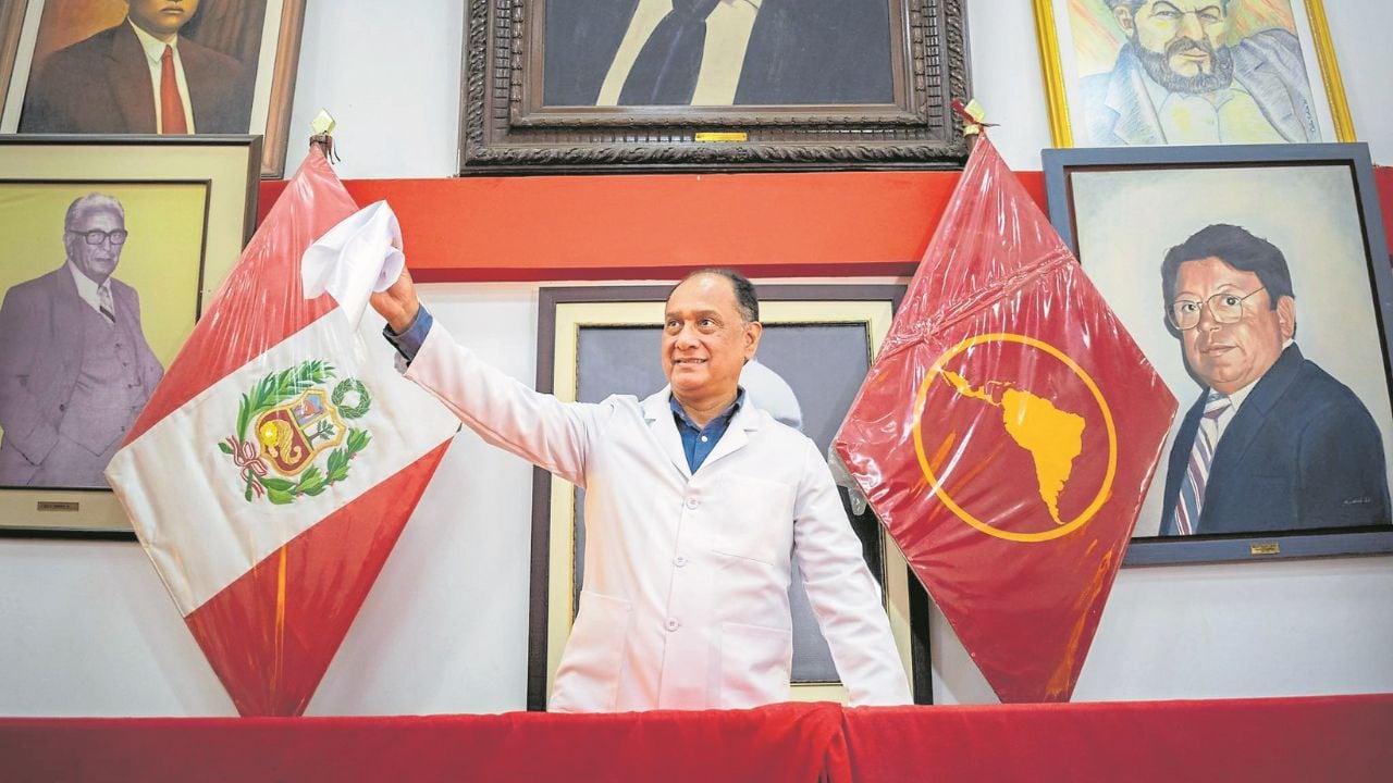 Yul Bravo presentó un recurso de apelación al Tribunal Nacional Electoral y una queja ante el JNE porque dirigentes locales no oficializarían su inscripción.