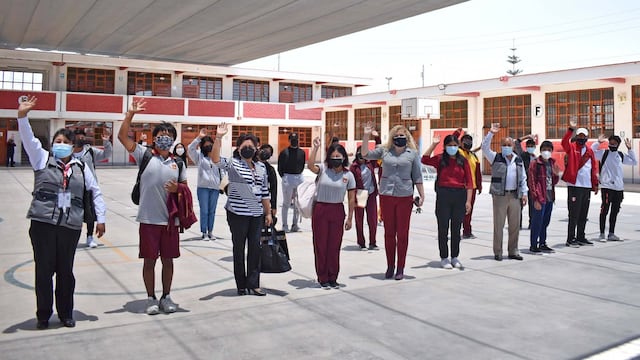 Tacna: Escolares del colegio Gerardo Arias volvieron a las aulas