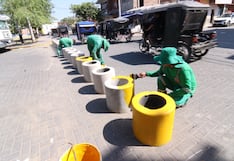 Instalan bolardos para recuperar el orden del tránsito en los alrededores del mercado de Piura
