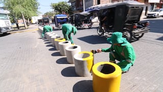 Instalan bolardos para recuperar el orden del tránsito en los alrededores del mercado de Piura