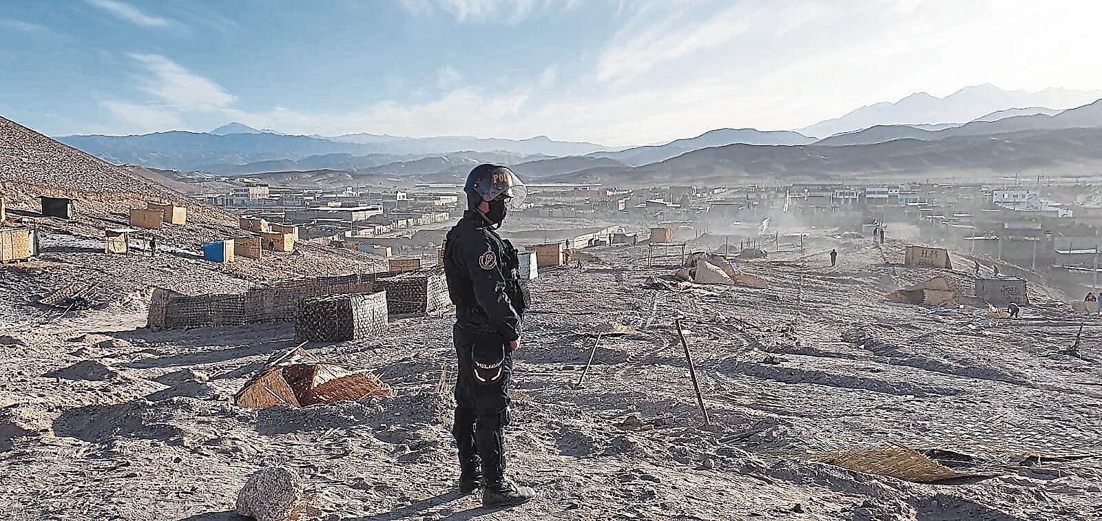 Recuperan terrenos invadidos en Arequipa. Foto: Gobierno Regional de Arequipa.