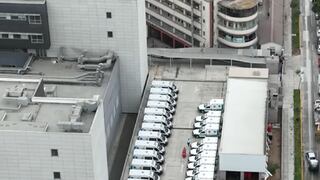 Denuncian que 25 ambulancias del Mininter adquiridas en 2024 lucen abandonadas en estacionamiento