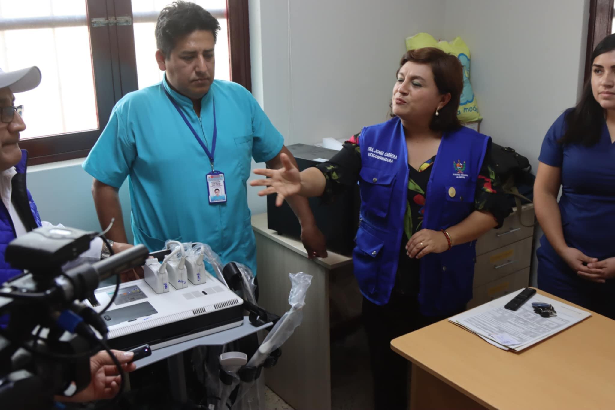 La gobernadora encargada llegó hasta esta provincia ubicada en la costa norte de la región, con motivo del 58° aniversario de fundación del Hospital del lugar.